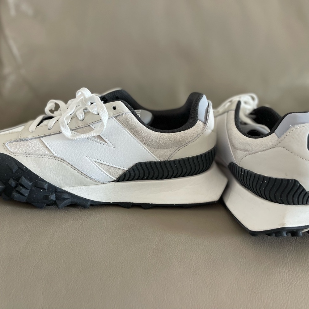 Brand NEW!! New Balance Figs Athletic Shoes, 8 women/6.5 men - Picture 12 of 12